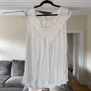 NWT salitaire White lace tank top 1x